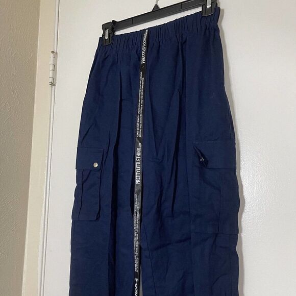 NEW! Pretty Little Thing blue pull on cargo jogger pants size US 4 - Picture 3 of 6